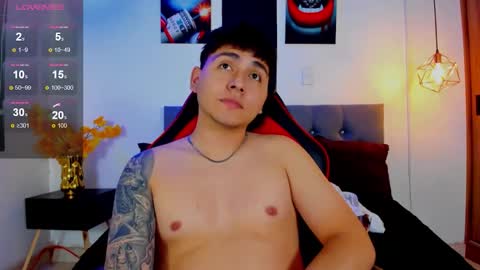 nicolas_james_sc online show from 11/12/25, 01:44