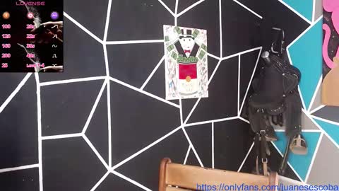 nicolas online show from 10/21/25, 03:07