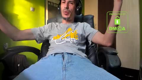 L. Nicolas online show from 11/17/25, 06:19