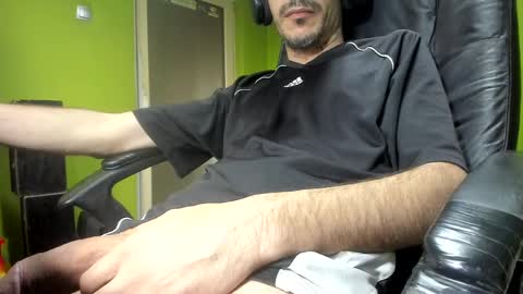 L. Nicolas online show from 04/11/26, 05:12