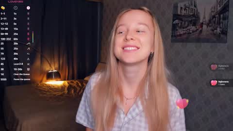 Nicoletta online show from 11/03/25, 06:09