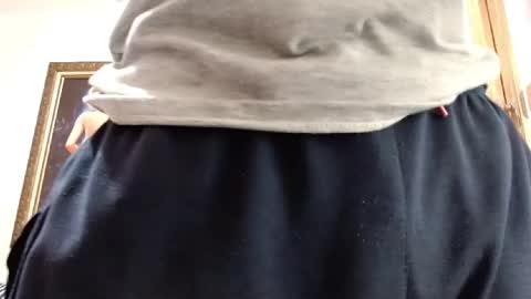 Snapshot of nicolay_74 chatting on 12/02/24, 07:27 Nicolay online show from 12/02/24, 07:27