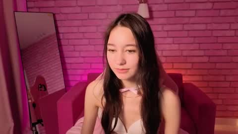 Snapshot of nicole_brownie chatting on 05/15/26, 11:45 Nicole online show from 05/15/26, 11:45