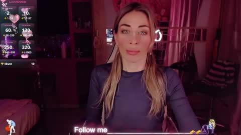 Nicole online show from 03/15/26, 12:16