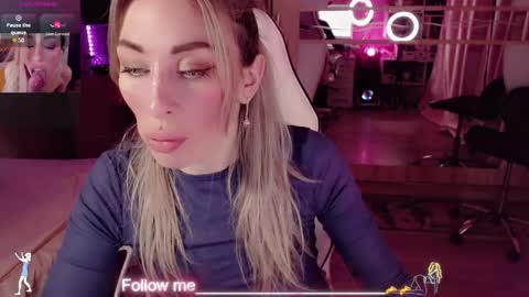 Nicole online show from 03/31/26, 09:48