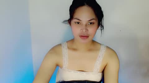 Snapshot of nicole_kiss01 chatting on 12/03/24, 01:32 nicole_kiss01 online show from 12/03/24, 01:32