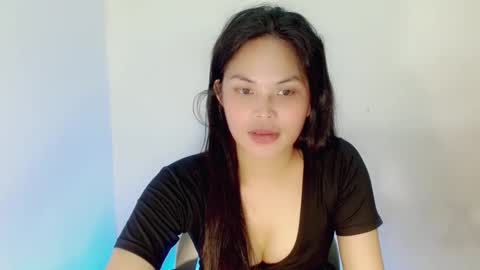 Snapshot of nicole_kiss01 chatting on 12/08/24, 04:18 nicole_kiss01 online show from 12/08/24, 04:18
