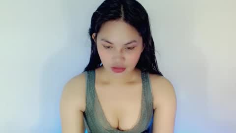 Snapshot of nicole_kiss01 chatting on 12/21/24, 11:01 nicole_kiss01 online show from 12/21/24, 11:01