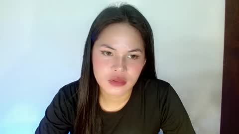 Snapshot of nicole_kiss01 chatting on 02/07/25, 01:32 nicole_kiss01 online show from 02/07/25, 01:32