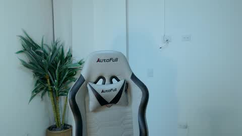 nicole_lushh online show from 11/16/25, 02:50