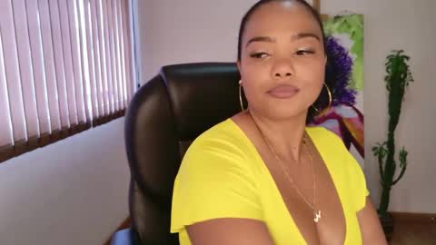 Snapshot of nicole_lushh chatting on 06/01/26, 05:25 nicole_lushh online show from 06/01/26, 05:25