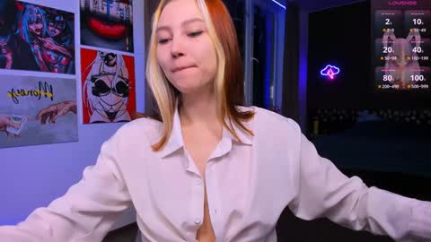 Snapshot of nicole_matt chatting on 02/02/25, 12:51 Nicole online show from 02/02/25, 12:51