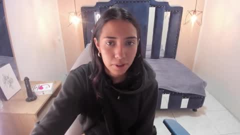 Samantha online show from 03/04/25, 05:34