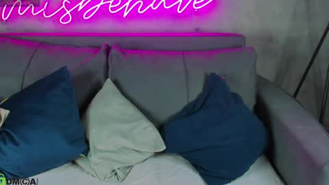 Nicole  My schedule for the week 2 GMT  9am-15pm  Mo Tu Th Fr online show from 04/21/26, 01:42