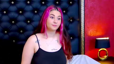 Nicole Wesley online show from 01/08/26, 11:01