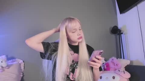 Mary online show from 03/29/26, 08:53