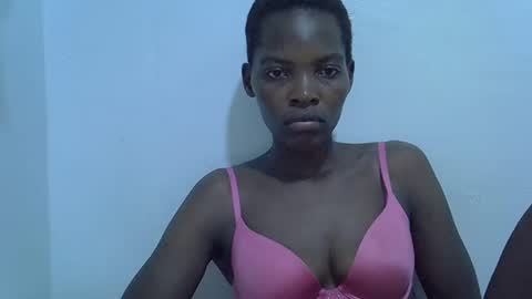 nicoleberry254 online show from 02/03/25, 10:43