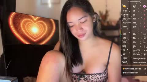 NICOLE online show from 10/19/25, 11:05