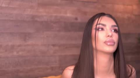 Snapshot of nicoledevin chatting on 10/09/25, 07:50 Nicole online show from 10/09/25, 07:50