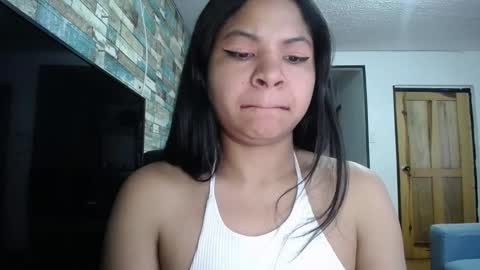 Snapshot of nicoleebon chatting on 09/10/25, 12:38 Nicole online show from 09/10/25, 12:38