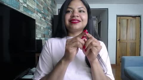 Snapshot of nicoleebon chatting on 10/11/25, 05:55 Nicole online show from 10/11/25, 05:55