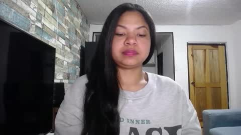 Snapshot of nicoleebon chatting on 10/13/25, 10:15 Nicole online show from 10/13/25, 10:15