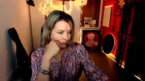 nicolehits online show from 07/26/26, 01:07
