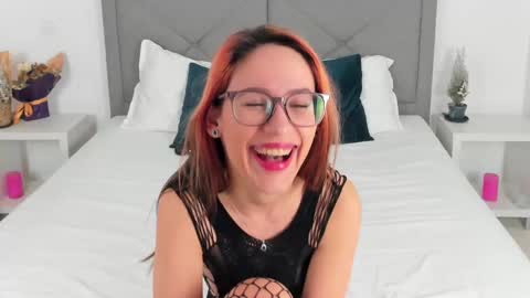 Snapshot of nicoleirisxxx chatting on 01/27/25, 12:48 nicoleirisxxx online show from 01/27/25, 12:48