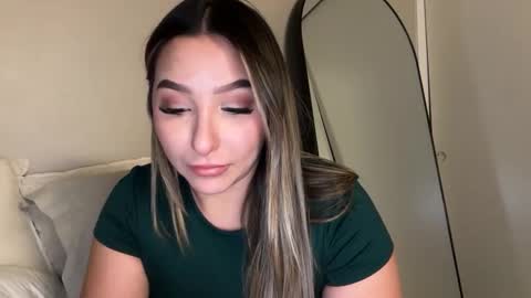 nicolelovesyou444 online show from 03/10/26, 10:48