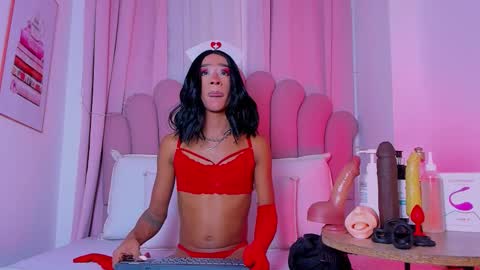 Snapshot of nicolemadrird chatting on 02/27/26, 05:24 nicolemadrird online show from 02/27/26, 05:24