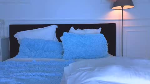 Nicole online show from 02/21/25, 02:39