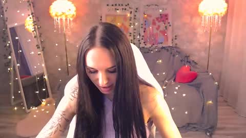 Nicole online show from 06/07/26, 03:49