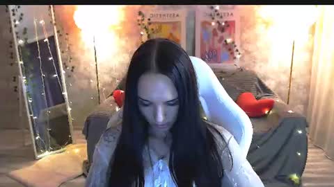 Nicole online show from 06/13/26, 07:12