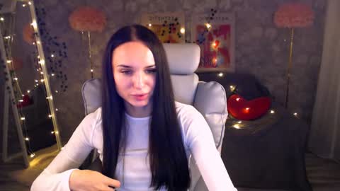 Snapshot of nicolemerz chatting on 06/30/26, 05:25 Nicole online show from 06/30/26, 05:25