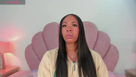 NICOLE online show from 02/03/25, 12:47