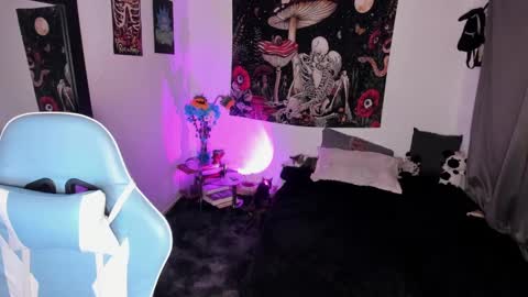 Snapshot of nicolepeachx chatting on 02/05/25, 02:08 Nicol independent model online show from 02/05/25, 02:08