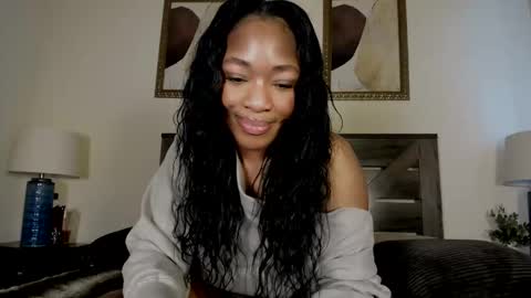 Snapshot of nicolesolace chatting on 05/14/26, 09:21 Nicole online show from 05/14/26, 09:21