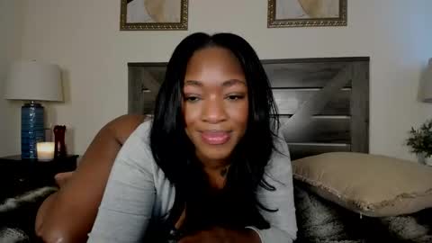 Snapshot of nicolesolace chatting on 06/05/26, 09:31 Nicole online show from 06/05/26, 09:31