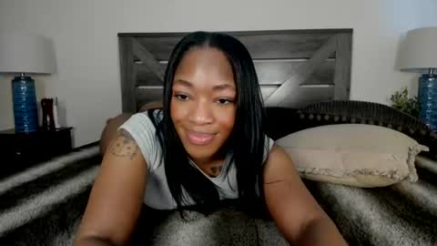 Nicole online show from 06/25/26, 09:08