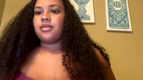 nicolette356 online show from 10/02/25, 11:23