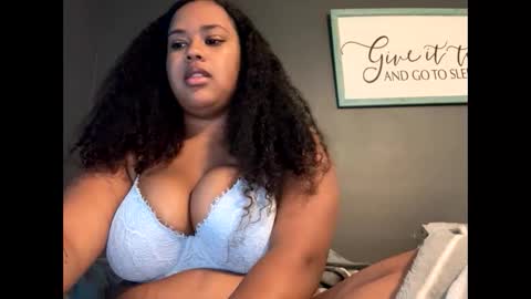 nicolette356 online show from 10/23/25, 05:12