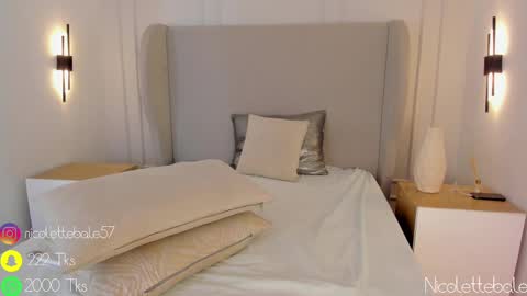 Nicole online show from 02/12/25, 05:16