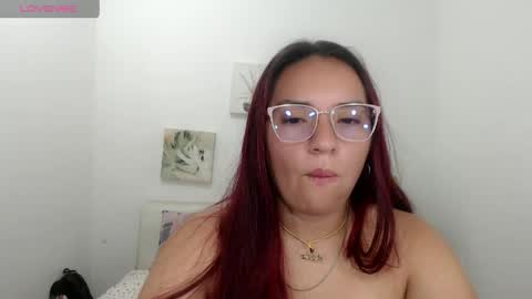 Snapshot of nicoll_crazzy chatting on 05/13/26, 01:30 nicoll online show from 05/13/26, 01:30