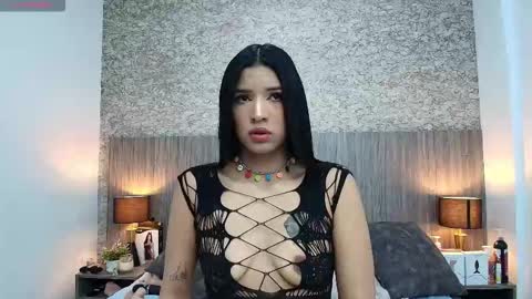 Nicolle Alvarez online show from 03/15/26, 11:16