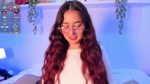 nicolle_evanss_ online show from 04/03/26, 01:14