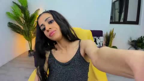 Nicole online show from 04/19/26, 04:12