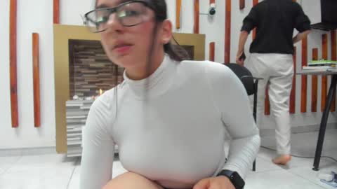 Nicolle Mays online show from 02/15/25, 04:01