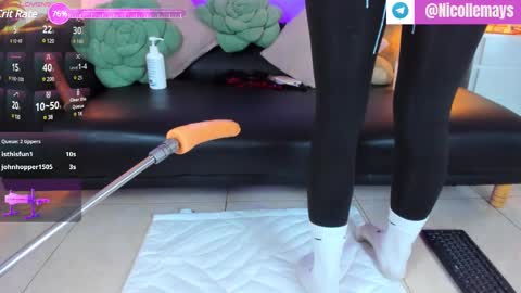 Nicolle Mays online show from 02/20/25, 07:30