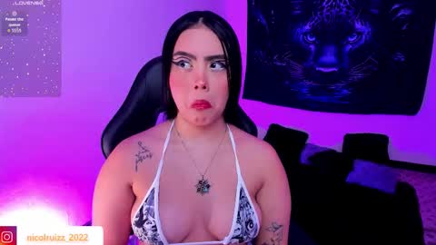 Snapshot of nicolle_ruizz chatting on 01/17/26, 11:04 Nicoll online show from 01/17/26, 11:04