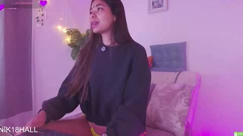 Nicolle online show from 02/25/26, 10:36